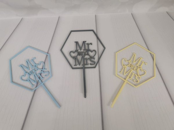 CSS- Mr and Mrs acrylic topper